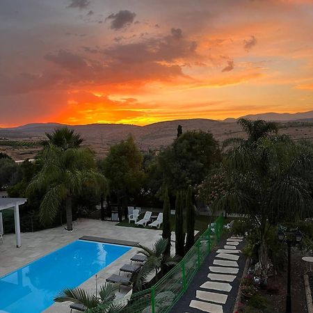 Morad Haharbel - Boutique Resort エクステリア 写真